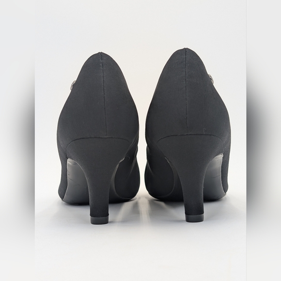 New LifeStride Women Parigi Pump Size 9.5M Soft System Black Upper Silver Detail - Picture 13 of 17